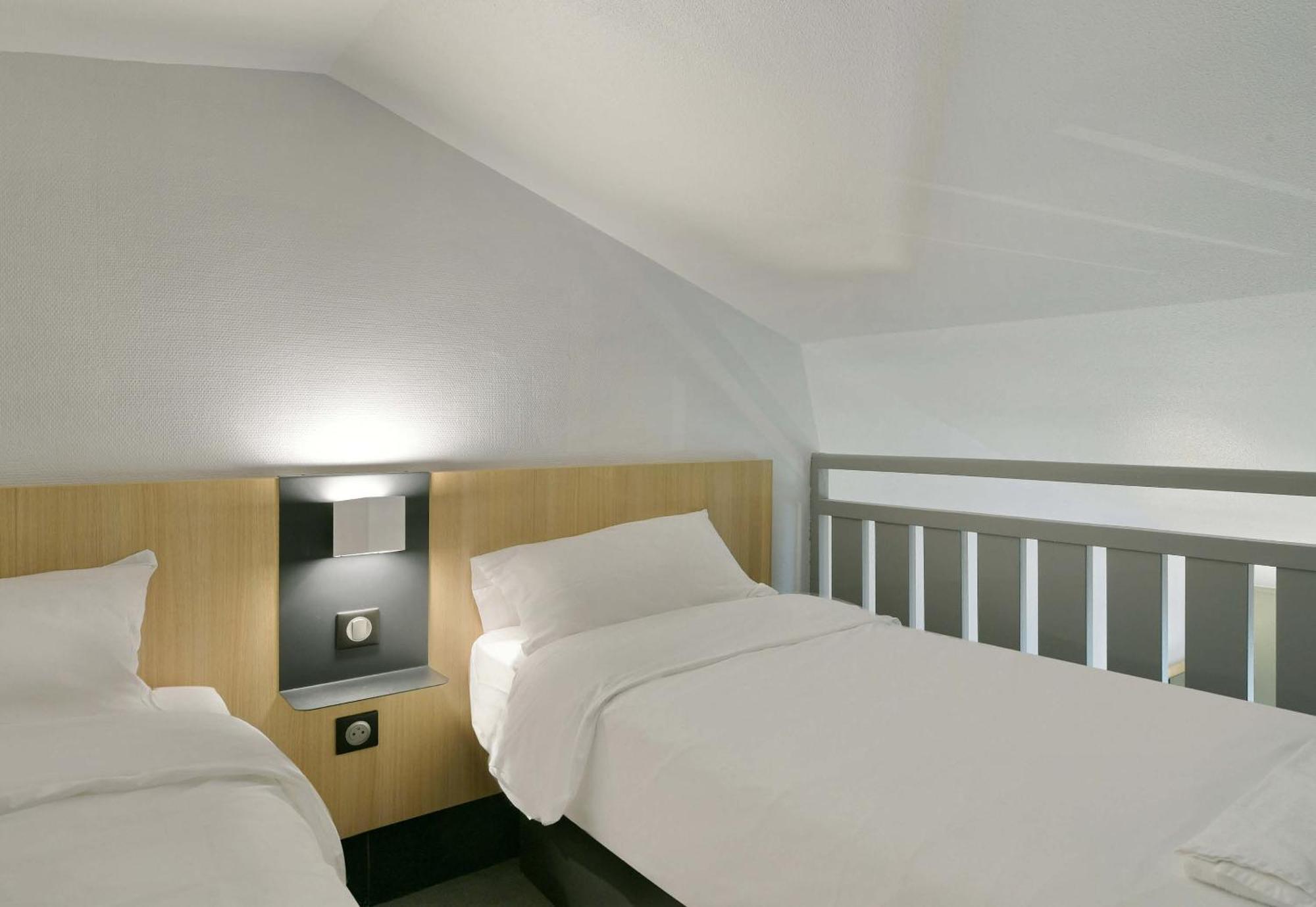 B&B Hotel Le Mans Nord 2 サン・サテュルナン エクステリア 写真